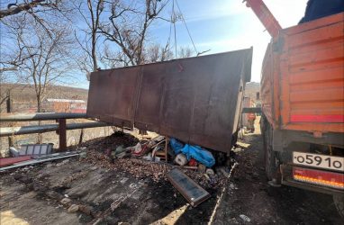 Владивосток избавят ещё от 69 контейнеров и гаражей (адреса)