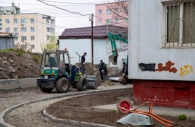 Во Владивостоке отремонтировали ещё четыре двора (адреса)