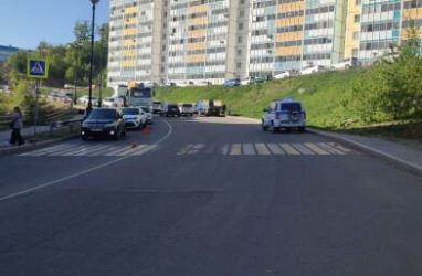 В МВД рассказали про таксиста, который сбил девочку во Владивостоке