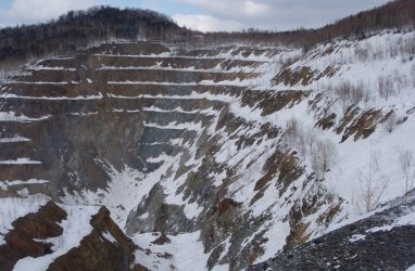 Более 20 нарушений выявили при проверке рудника «Восточный» в Приморье