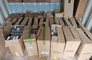 Более 4400 литров алкоголя обнаружили на нелегальном складе в Приморье