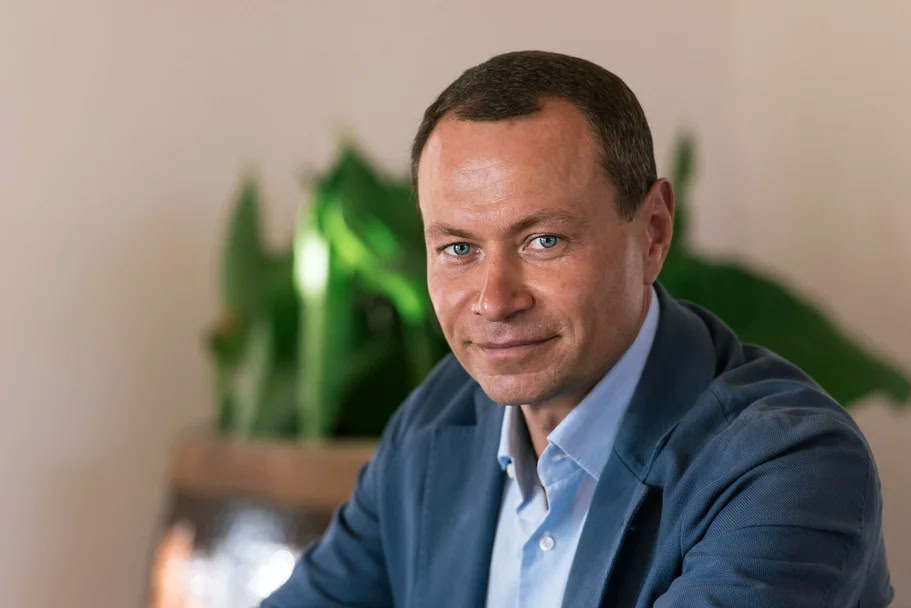 Владимир Николаев