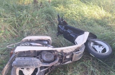 Подросток-мопедист впал в кому после ДТП в Приморье