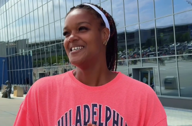 Кубинская волейболистка «Динамо» Эрнандес прилетела во Владивосток (видео)