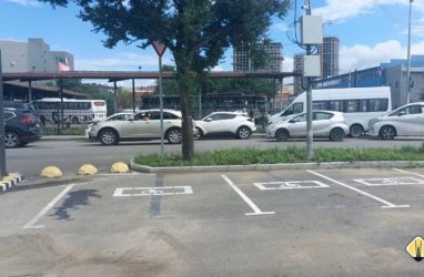 Платная парковка у автовокзала Владивостока заработает 15 сентября