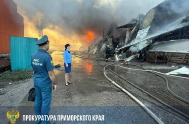 Прокуратура проводит проверку после крупного пожара в Уссурийске 21 сентября