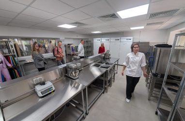 Мастерскую горячих блюд и закусок открыли в приморском колледже
