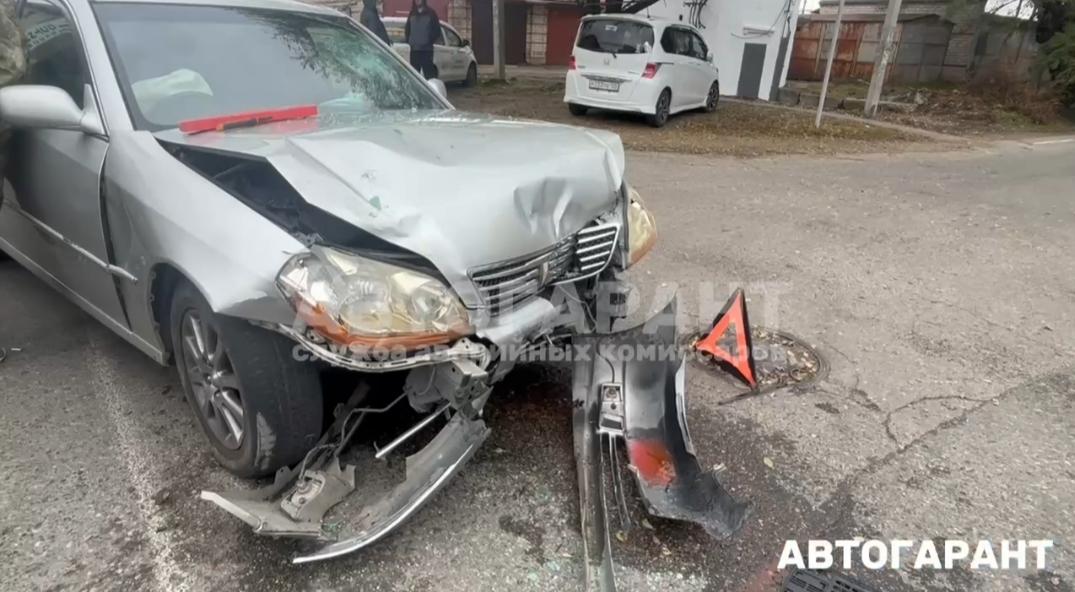 В Приморье Mazda и Mark II попали в жёсткое ДТП (видео)