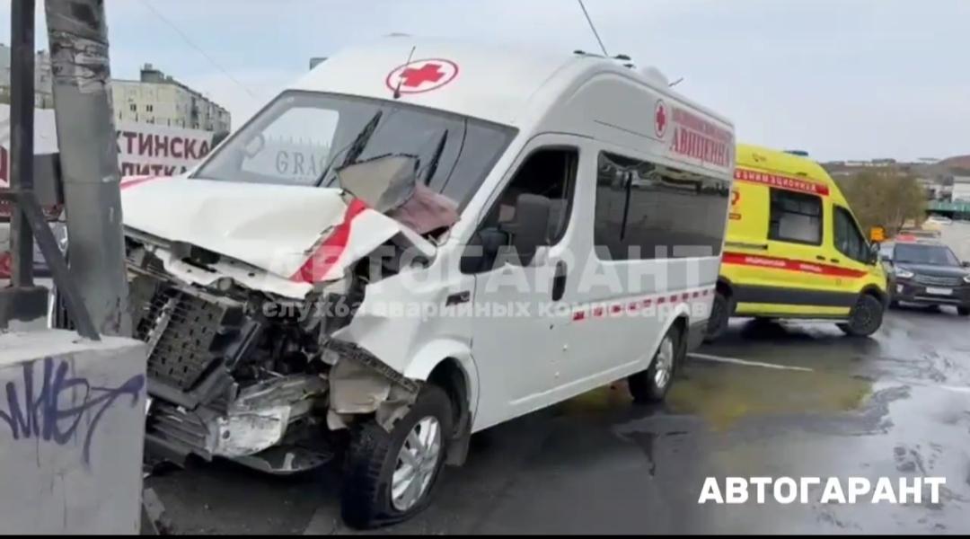 Клиническая смерть за рулём: во Владивостоке водитель погиб в ДТП — видео