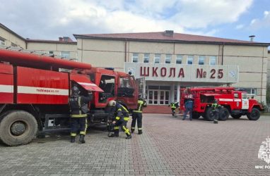 На условном пожаре в Приморье эвакуировали свыше 1500 человек