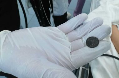 В Приморье из желудка ребёнка извлекли монету (фото)