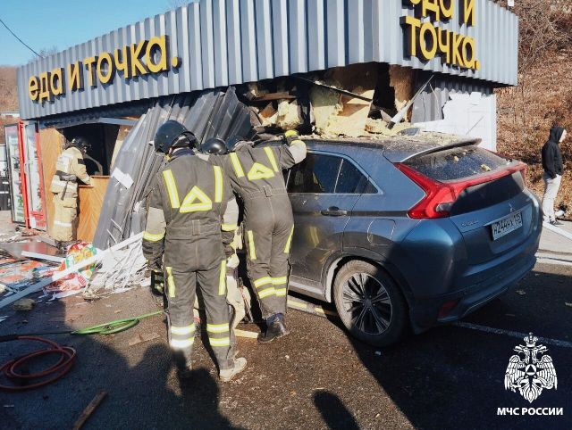 Незаконно работающие пит-стопы выявили во Владивостоке