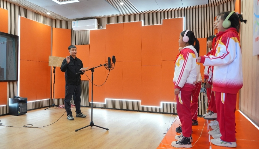 «Моя «Пятилетка 14»: песни «Деревенских детей» разносятся по Китаю