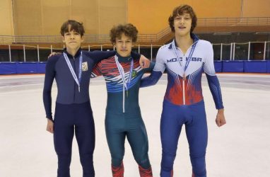 Приморский шорт-трекист Карпов завоевал золото всероссийского турнира в Твери