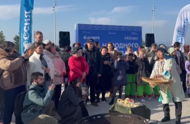 Шаманский обряд провели во Владивостоке в День народного единства