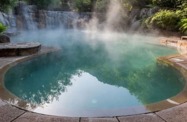 Правила правильного приёма термальных ванн: продолжительность, график и ограничения