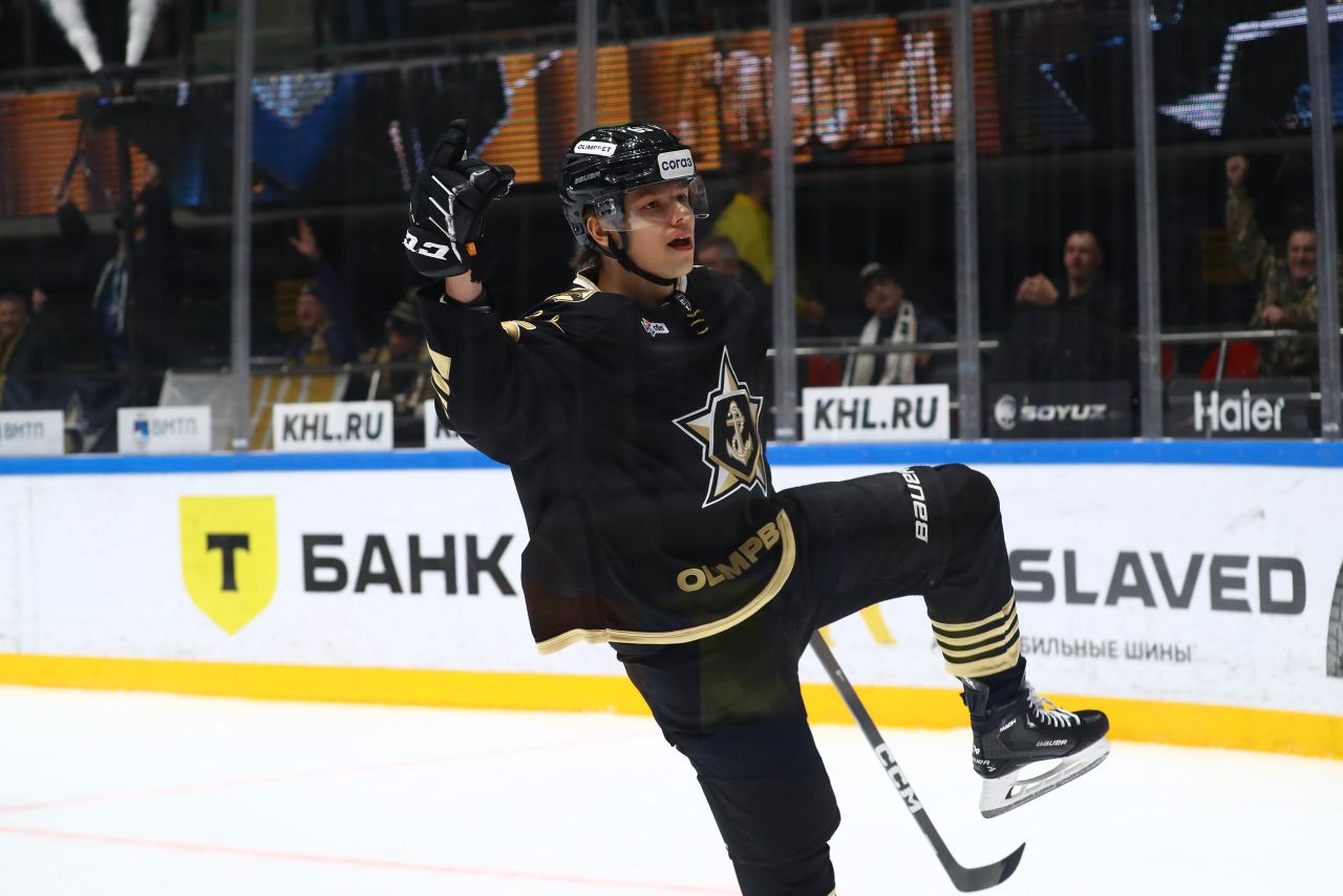 Исторические достижения владивостокского «Адмирала» в КХЛ