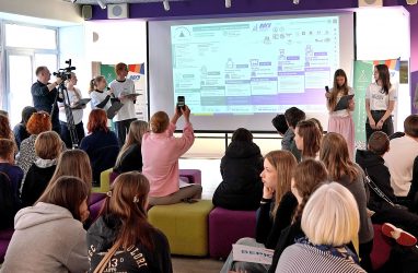 Родителям приморских школьников рассказали о плюсах среднего профобразования