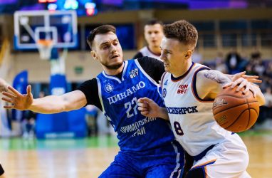 «Динамо» проиграло «Новосибирску» в первом матче &frac14; финала Суперлиги