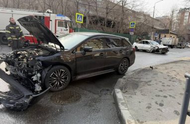 Пьяный водитель без прав устроил ДТП в центре Владивостока и попал под арест