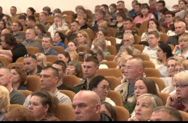 Общественные слушания по Приморской АЭС собрали аншлаг в Уссурийске (видео)