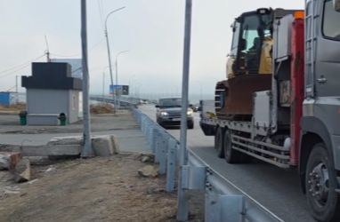 В Приморье перекрыли известную точку общепита: &laquo;Снести нельзя, леера поставим!&raquo;