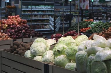 Капусту 30 рублей за килограмм продают в Приморье