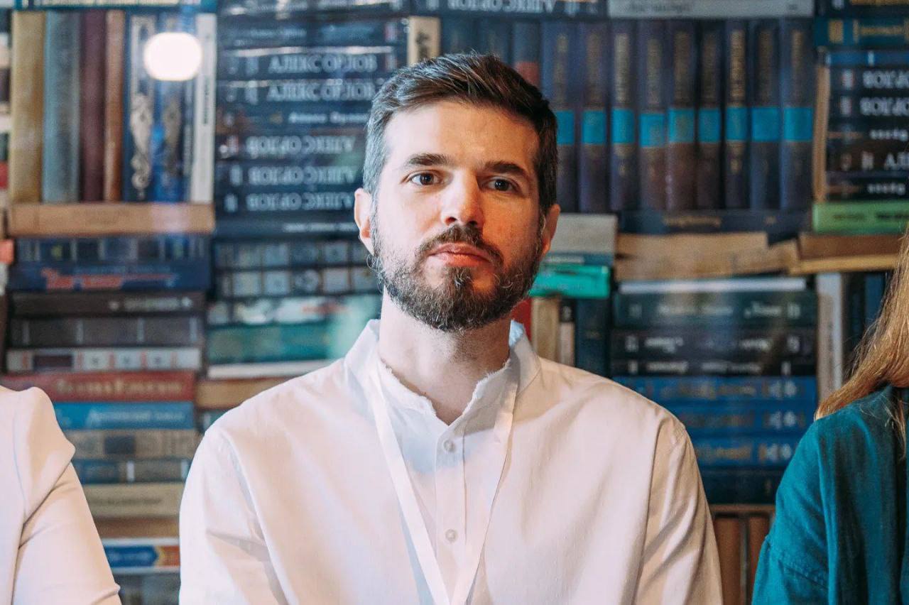 Павел Макаров