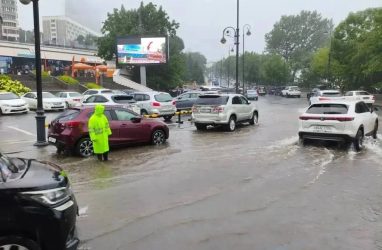Во Владивостоке за пару часов 30 июля выпало более 33 миллиметров осадков