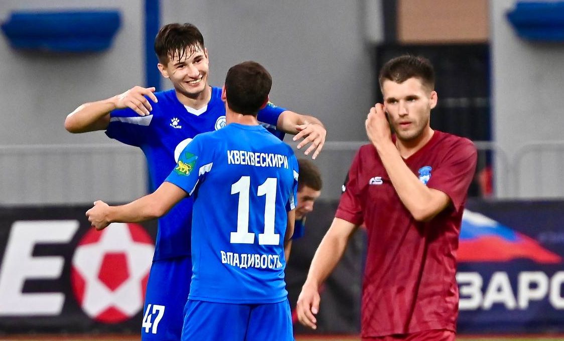 Футболисты