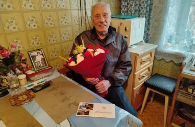 Ветерану из Владивостока Владимиру Черепанову исполнилось 95 лет