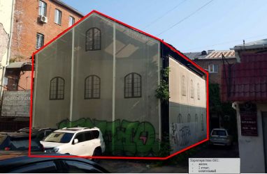 Старый дом в центре Владивостока на Семёновской реконструируют в рамках КРТ