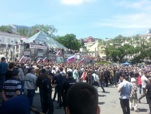 Во Владивостоке оправдали одного из участников антикоррупционной акции в День России